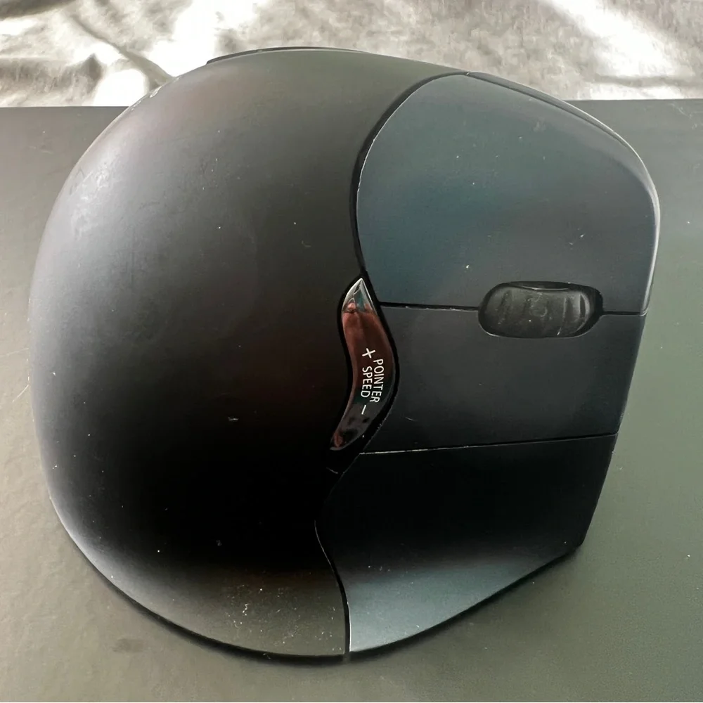 Evoluent VM4SW VerticalMouse 2 Right Hand Ergonomic Mouse with Wireless Connect
